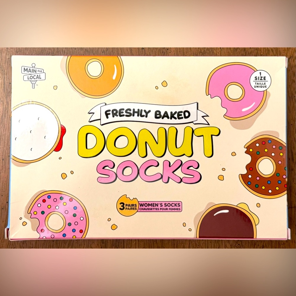 DONUT themed Socks 3-pair Ladies Teens Tweens * Pink White Blue * Donuts Coffee